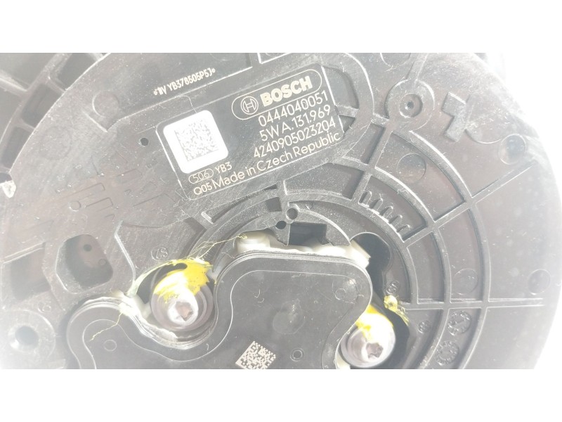 Recambio de deposito aditivo para volkswagen caddy v furgoneta/monovolumen (sba, sbh) 2.0 tdi bmt referencia OEM IAM  5R3131877E