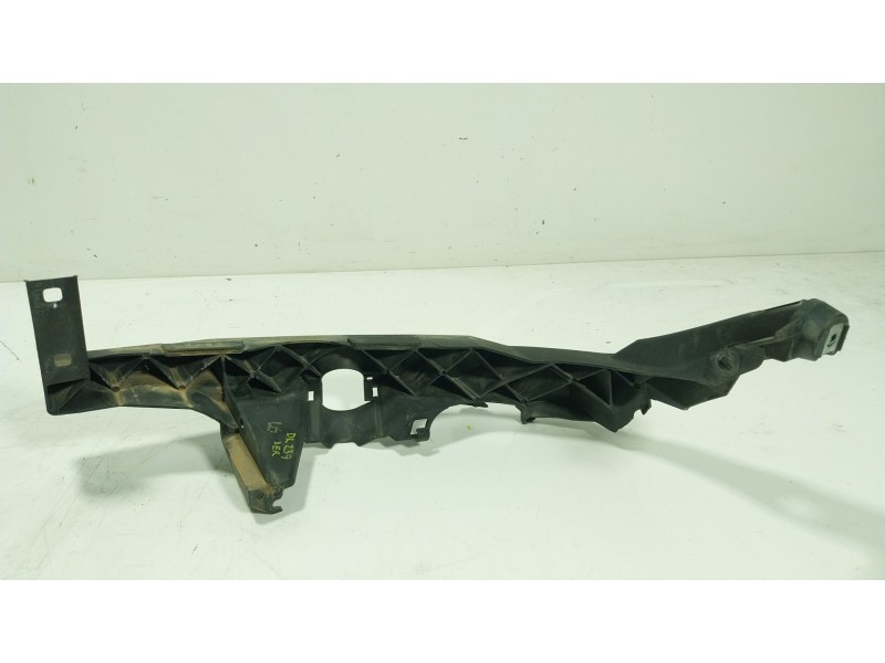 Recambio de soporte faro derecho para bmw 3 (e90) 320 d referencia OEM IAM  51117116708 