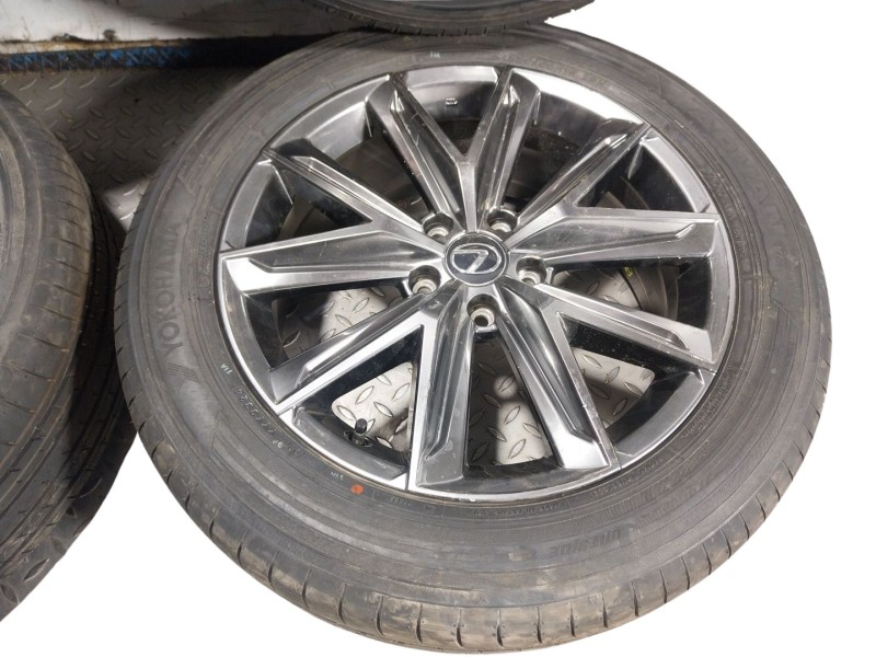 Recambio de juego llantas para lexus lbx 1.5 vvti hybrid (mayh10l) referencia OEM IAM   