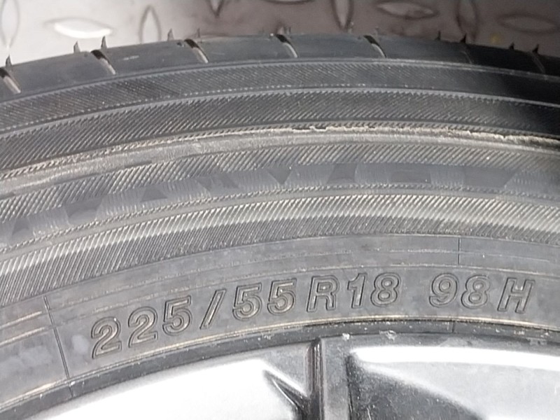 Recambio de juego llantas para lexus lbx 1.5 vvti hybrid (mayh10l) referencia OEM IAM   