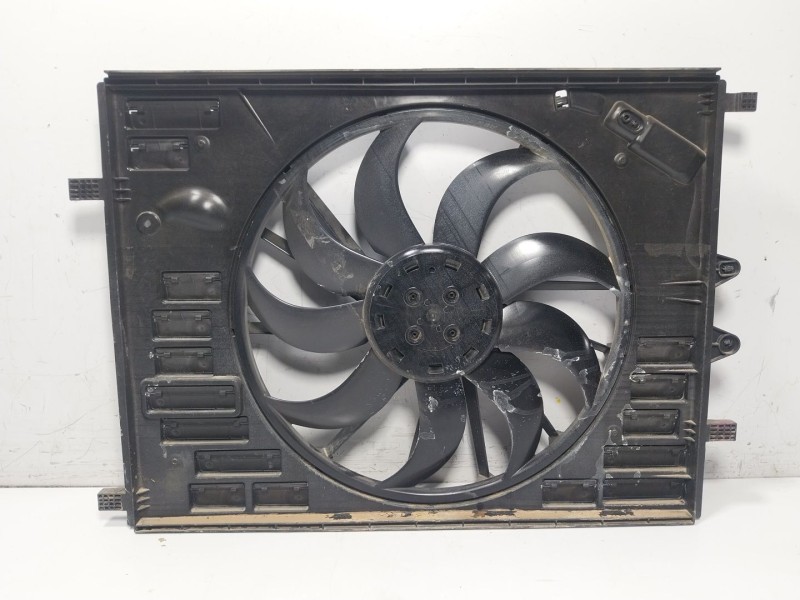 Recambio de electroventilador para volvo xc60 ii (246) b4 mild-hybrid awd referencia OEM IAM 31493262 31493262 