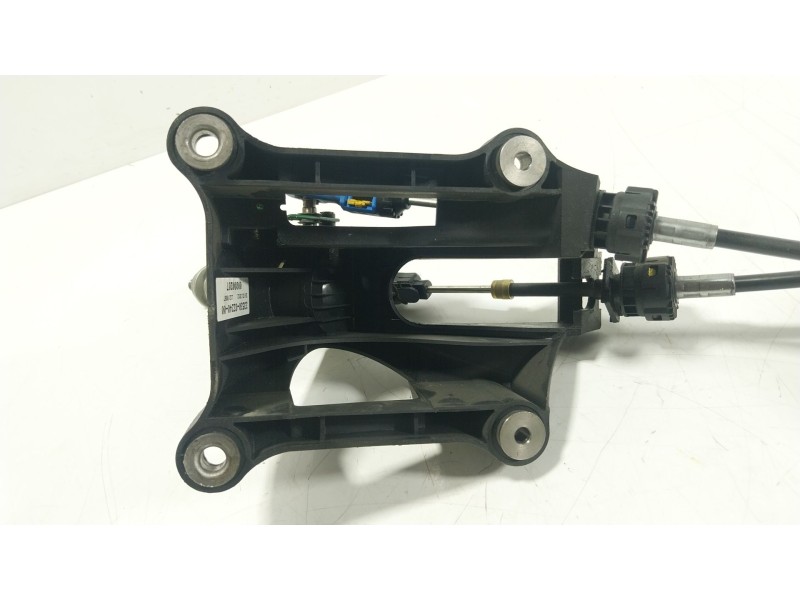 Recambio de palanca cambio para toyota auris 1.4 turbodiesel cat referencia OEM IAM 3353002240  
