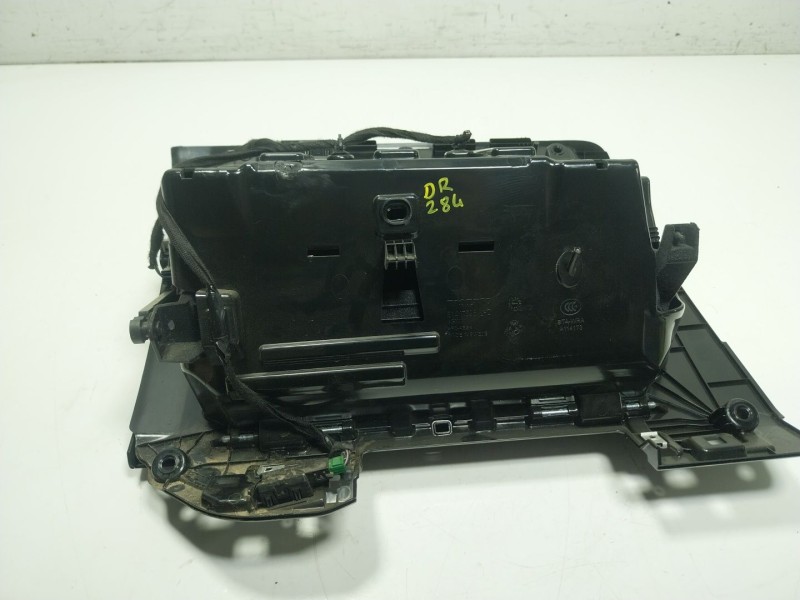 Recambio de guantera para volvo xc60 ii (246) b4 mild-hybrid awd referencia OEM IAM 31688697 31417596 