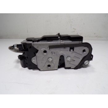 CERRADURA PUERTA TRASERA IZQUIERDA 5TA839015P 5TA839015P 