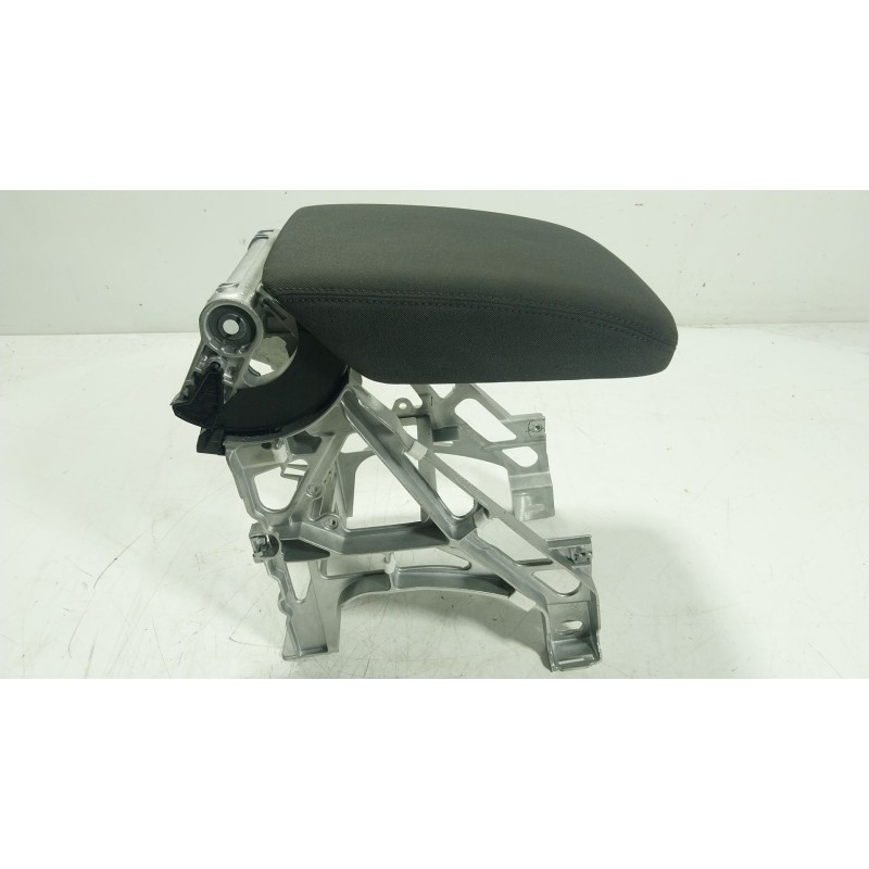 Recambio de apoyabrazos central para audi q5 sportback (fyt) 40 tfsi mild hybrid quattro referencia OEM IAM 80A864207 80A864283E