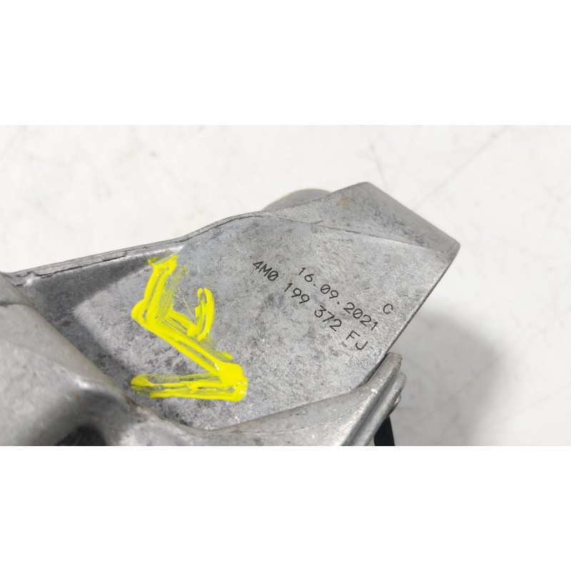 Recambio de soporte motor derecho para audi q5 sportback (fyt) 40 tfsi mild hybrid quattro referencia OEM IAM 4M0199372FJ 4M0199
