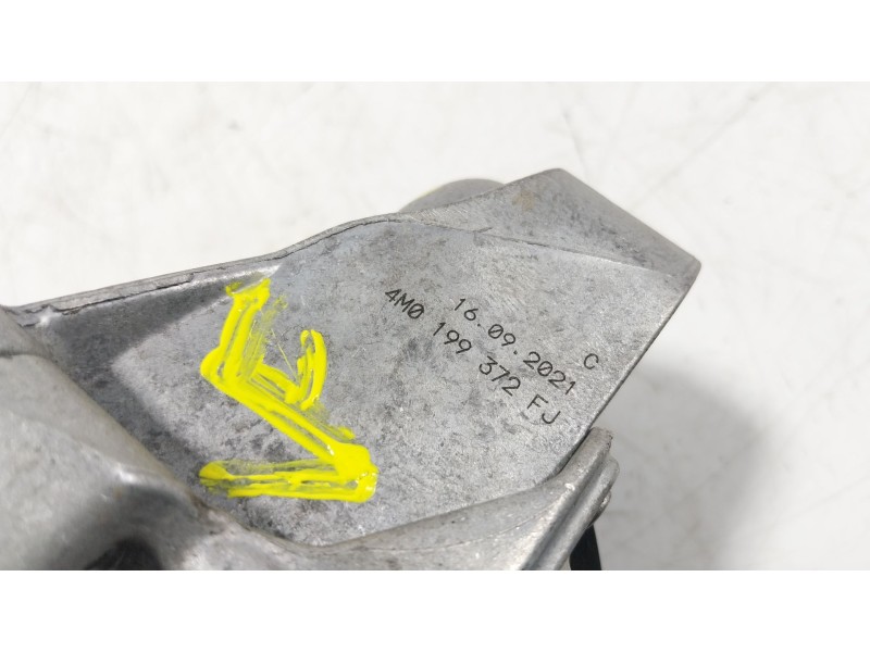 Recambio de soporte motor derecho para audi q5 sportback (fyt) 40 tfsi mild hybrid quattro referencia OEM IAM 4M0199372FJ 4M0199