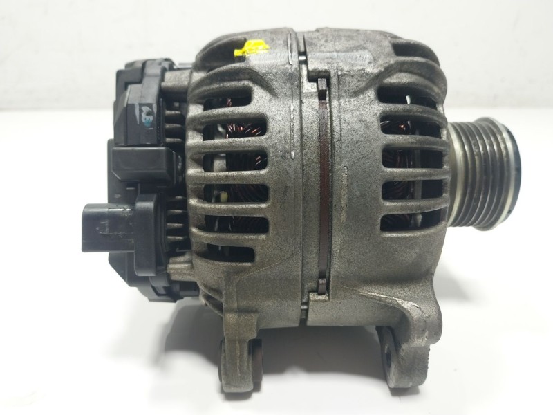 Recambio de alternador para volkswagen golf vi (5k1) 1.6 tdi referencia OEM IAM  03L903023 