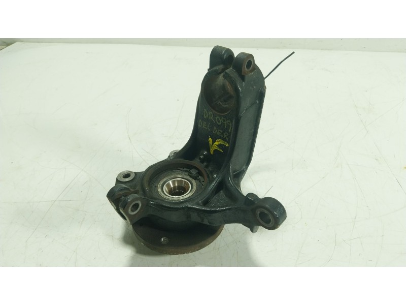 Recambio de mangueta delantera derecha para citroën c3 iii (sx) 1.2 puretech 82 referencia OEM IAM 1607557580  