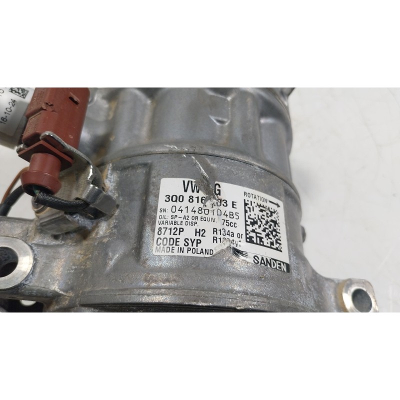 Recambio de compresor aire acondicionado para volkswagen caddy v monospace (sbb, sbj) 2.0 tdi bmt referencia OEM IAM 3Q0816803D 