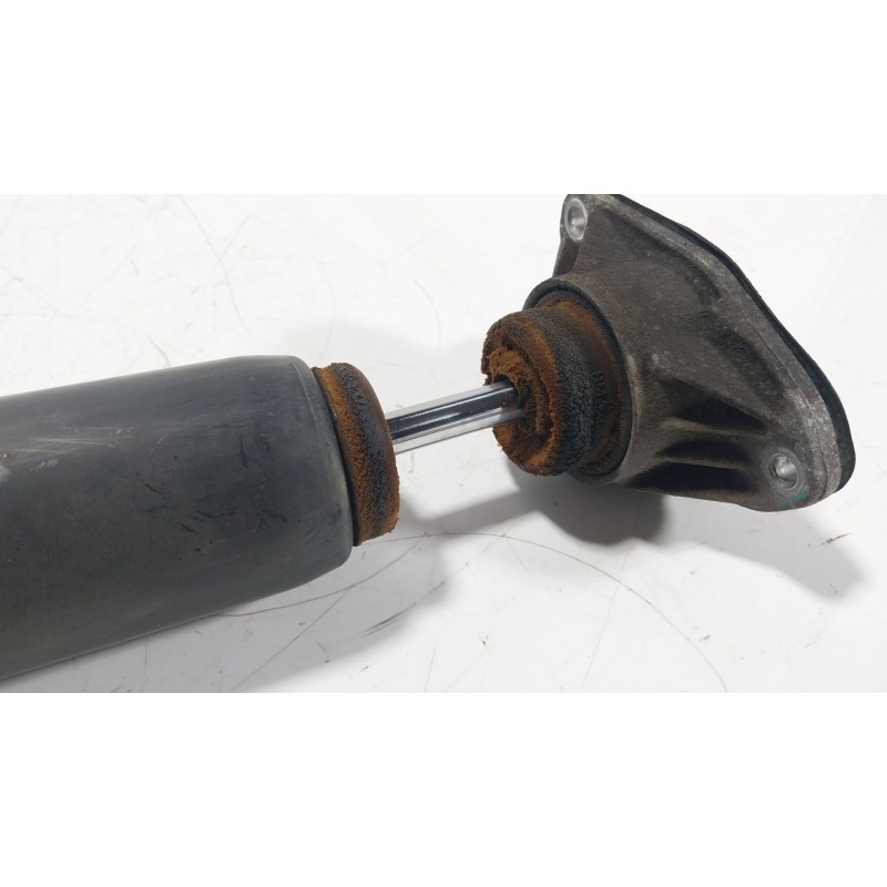 Recambio de amortiguador trasero izquierdo para bmw 3 (f30, f80) 320 d referencia OEM IAM 33526874372 33526791588 