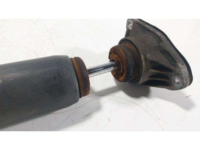 Recambio de amortiguador trasero izquierdo para bmw 3 (f30, f80) 320 d referencia OEM IAM 33526874372 33526791588 