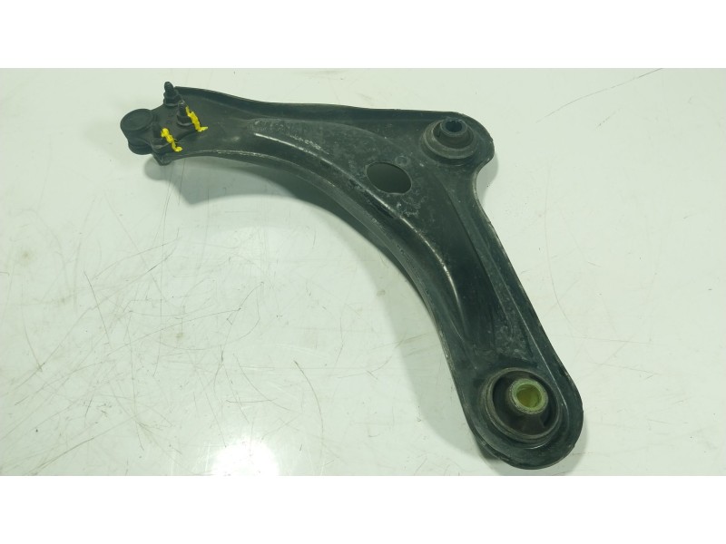 Recambio de brazo suspension inferior delantero derecho para citroën c3 iii (sx) 1.5 bluehdi 100 (sxyhyp, sxyhtu) referencia OEM