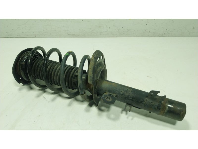 Recambio de amortiguador delantero derecho para opel crossland x / crossland (p17, p2qo) 1.2 (75) referencia OEM IAM 3556095  