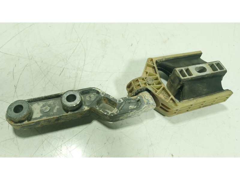 Recambio de soporte cambio para volvo xc60 ii (246) b4 mild-hybrid awd referencia OEM IAM 31480554 31480554 