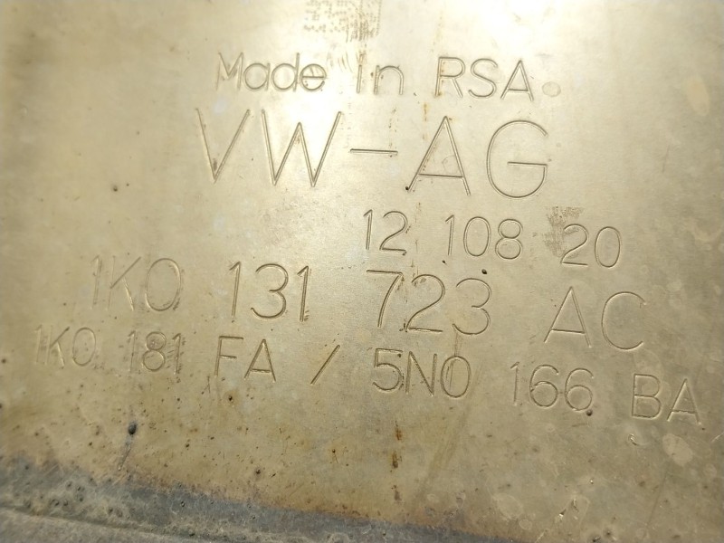 Recambio de filtro de particulas para volkswagen golf vi (5k1) 1.6 tdi referencia OEM IAM  1K0131723AC 