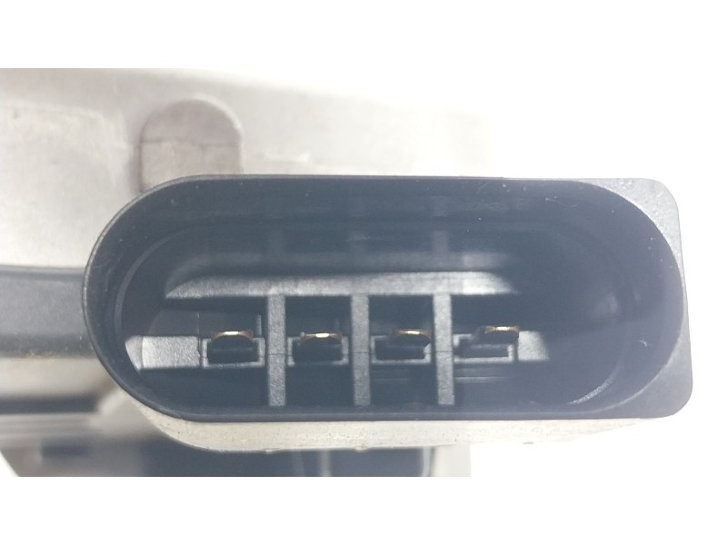 Recambio de motor limpia delantero para opel crossland x / crossland (p17, p2qo) 1.2 (75) referencia OEM IAM 39109362 1834154992