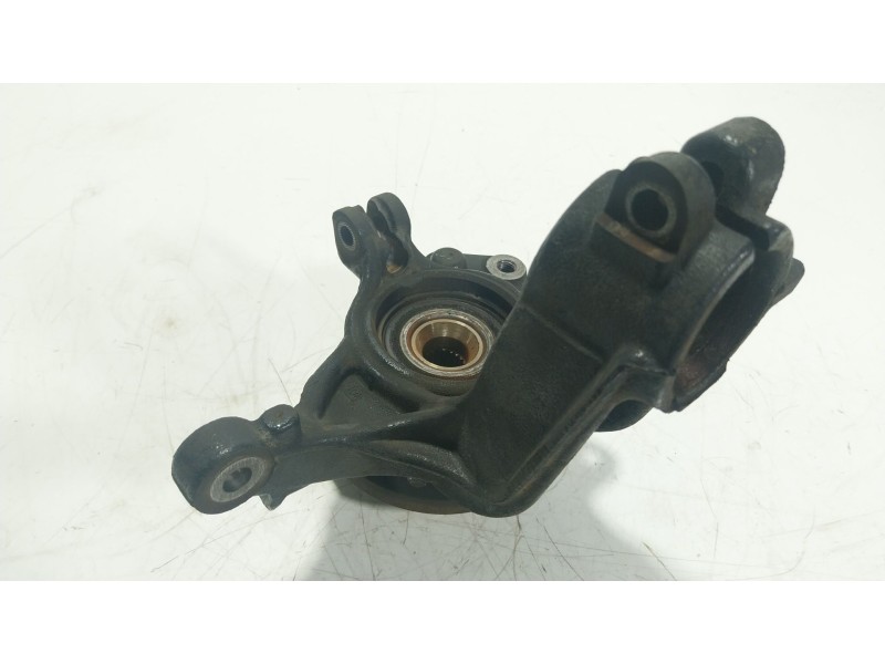 Recambio de mangueta delantera derecha para citroën c3 iii (sx) 1.5 bluehdi 100 (sxyhyp, sxyhtu) referencia OEM IAM 1607557580  