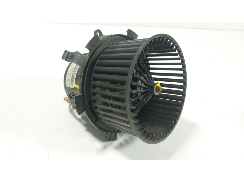 Recambio de motor calefaccion para peugeot 407 (6d_) 2.0 hdi (6drhrh) referencia OEM IAM   