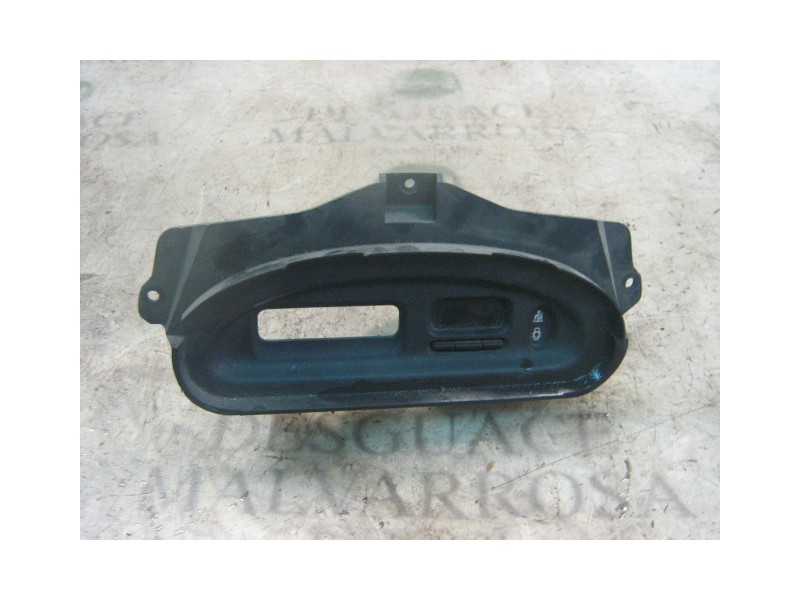 Recambio de mando multifuncion para renault megane i classic (la0) 1.6e alize referencia OEM IAM   