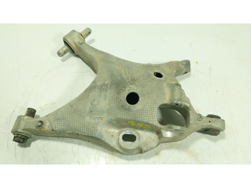 Recambio de brazo suspension inferior trasero izquierdo para volvo xc60 ii (246) b4 mild-hybrid awd referencia OEM IAM 36013320 