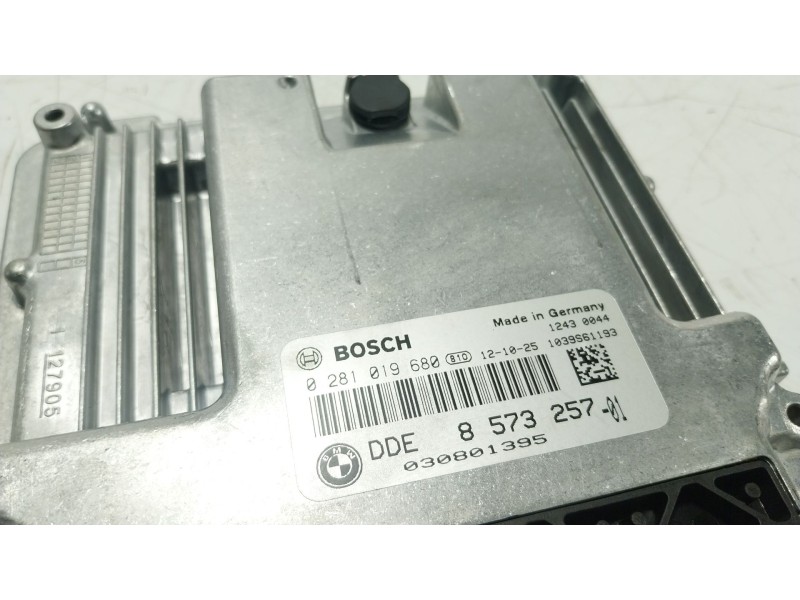 Recambio de centralita motor uce para bmw 3 (f30, f80) 320 d referencia OEM IAM 13618576333 857325701 