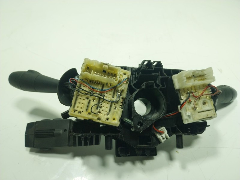 Recambio de mando luces para nissan nv300 furgoneta (x82) 1.6 dci 120 referencia OEM IAM 2516000Q0A 255671409R 