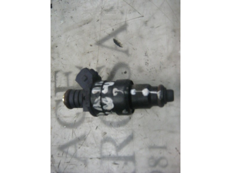 Recambio de inyector para renault megane i classic (la0) 1.6e alize referencia OEM IAM   