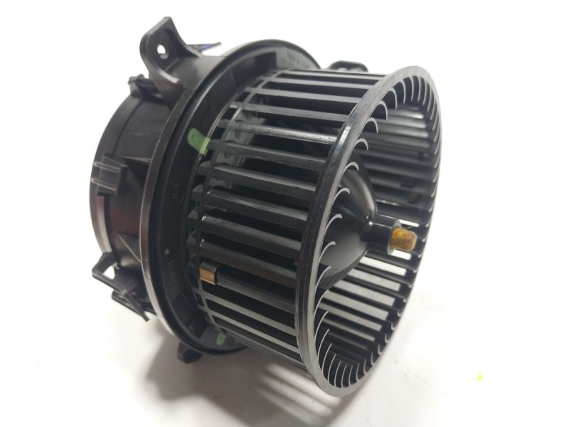 Recambio de motor calefaccion para audi a1 sportback (gba) 25 tfsi referencia OEM IAM 2Q1820021A 201820021A 