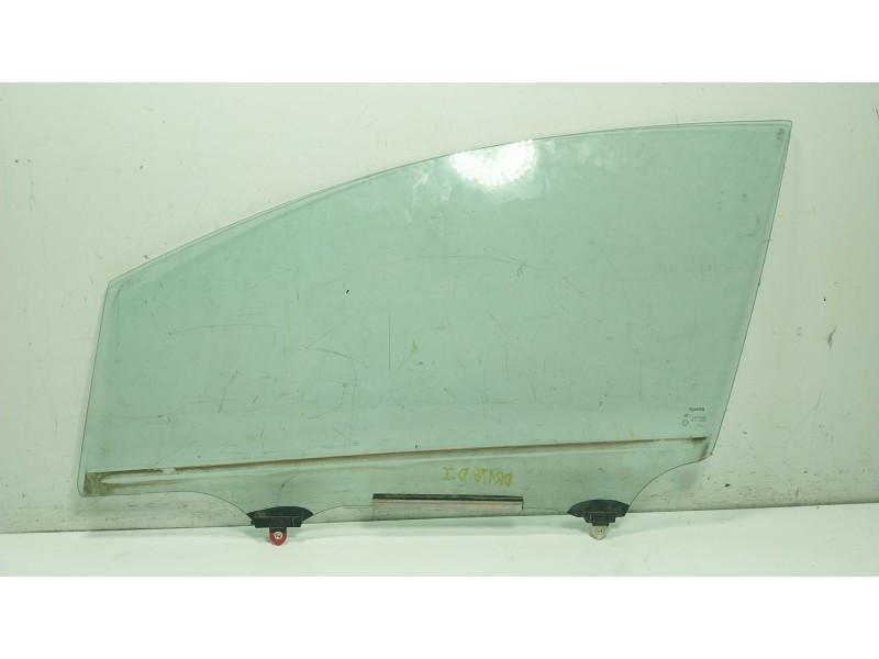 Recambio de cristal puerta delantero izquierdo para toyota verso (_r2_) 2.0 d-4d (aur20_) referencia OEM IAM 681020F021  