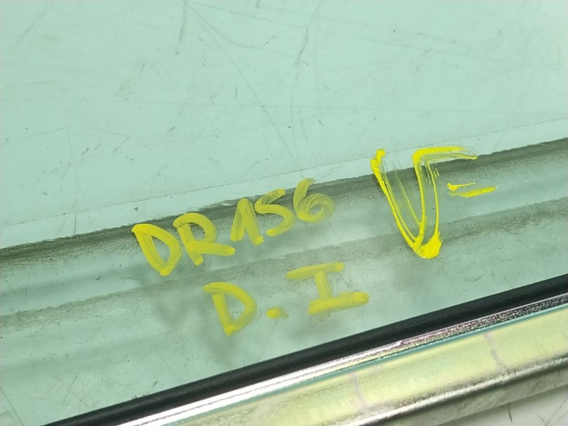 Recambio de cristal puerta delantero izquierdo para toyota yaris (_p13_) 1.5 (nsp131_) referencia OEM IAM   