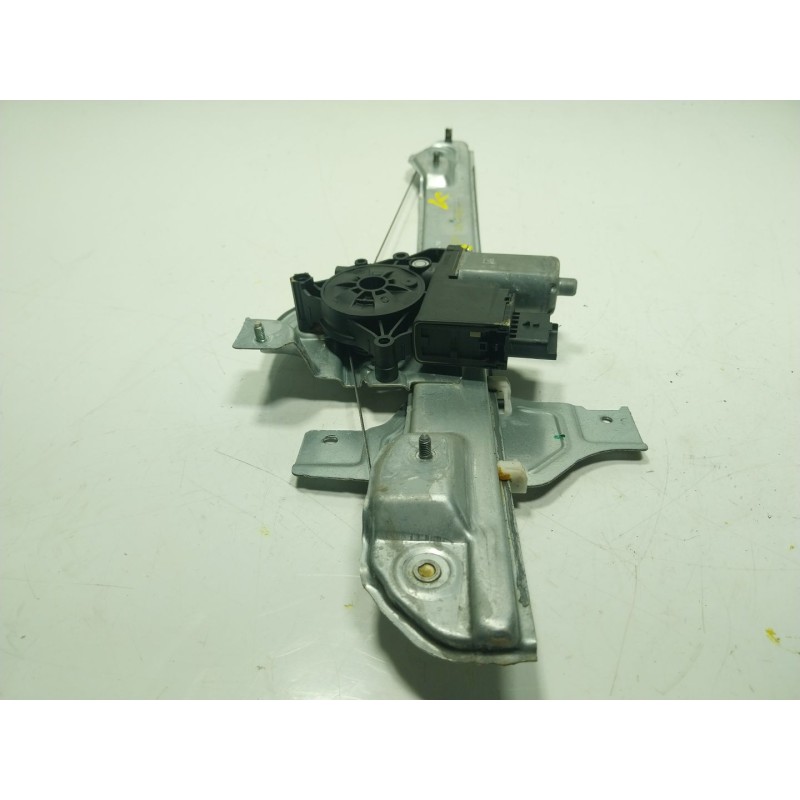 Recambio de elevalunas delantero derecho para citroën c3 iii (sx) 1.2 puretech 82 referencia OEM IAM 9812081580  