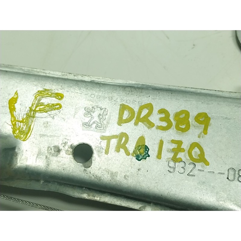 Recambio de elevalunas trasero izquierdo para citroën c3 iii (sx) 1.2 puretech 82 referencia OEM IAM 9813093080  