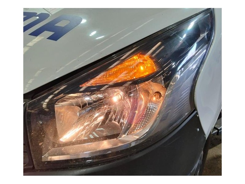 Recambio de faro izquierdo para nissan nv300 furgoneta (x82) 1.6 dci 120 referencia OEM IAM 2606000Q1M  