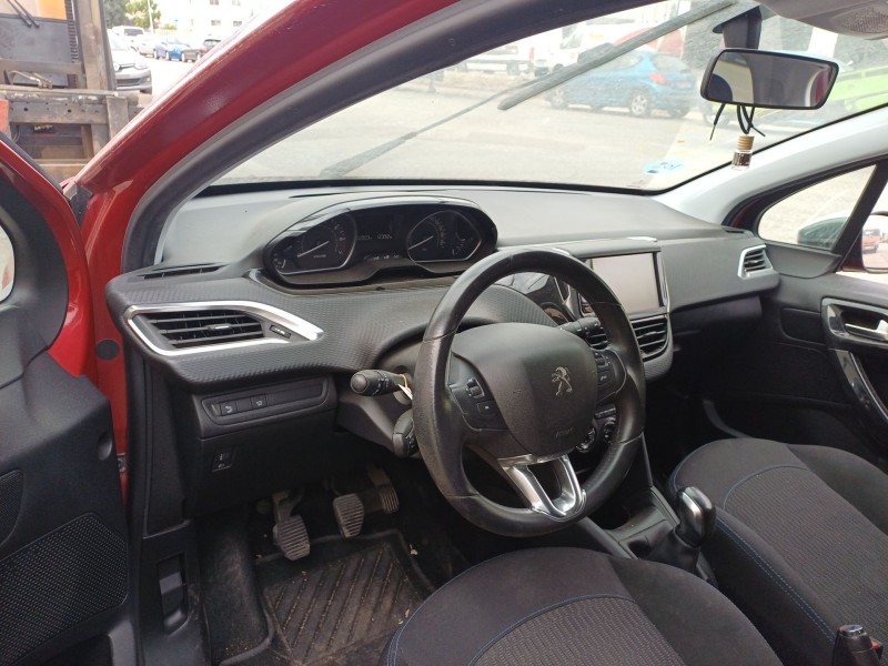 peugeot 208 i (ca_, cc_) del año 2018