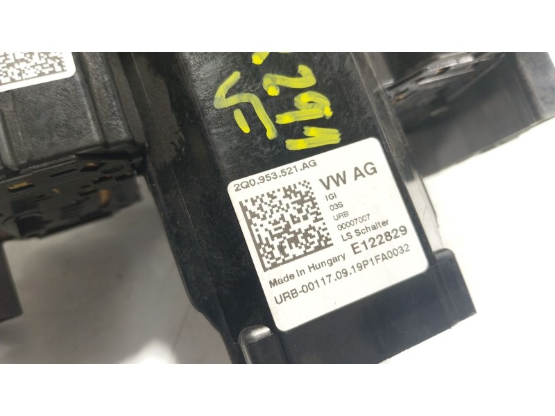 Recambio de mando intermitentes para skoda fabia iii station wagon (nj5) 1.0 tsi referencia OEM IAM  2Q0953521AG 