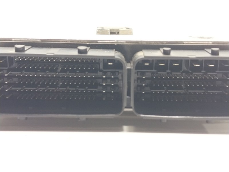 Recambio de centralita motor uce para peugeot partner tepee 1.2 thp referencia OEM IAM  9818160080 