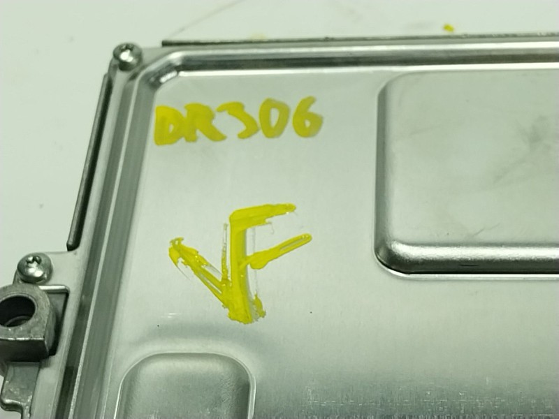 Recambio de centralita motor uce para peugeot partner tepee 1.2 thp referencia OEM IAM  9818160080 