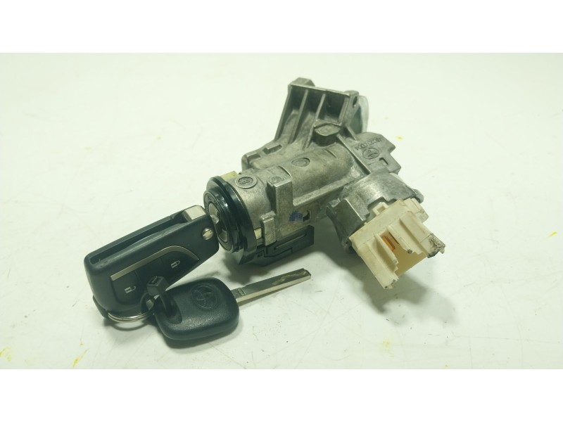 Recambio de antirrobo para toyota yaris (_p13_) 1.5 (nsp131_) referencia OEM IAM 450200D081  