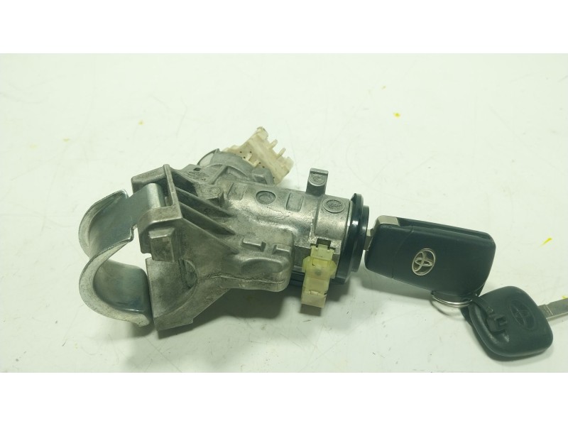 Recambio de antirrobo para toyota yaris (_p13_) 1.5 (nsp131_) referencia OEM IAM 450200D081  