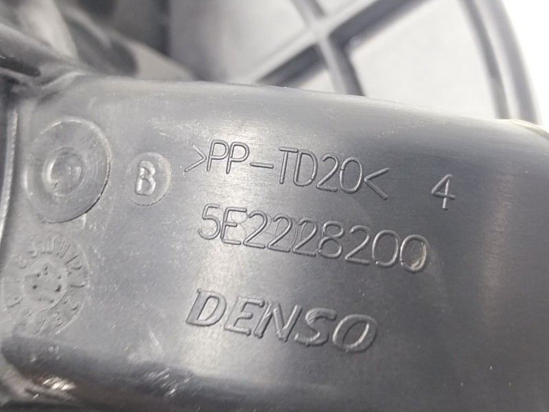 Recambio de motor calefaccion para peugeot partner tepee 1.2 thp referencia OEM IAM   