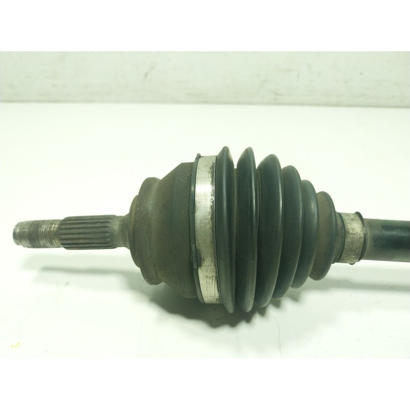 Recambio de transmision izquierda para citroën c3 iii (sx) 1.2 puretech 82 referencia OEM IAM 9677476580 9677476580 