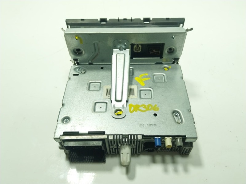 Recambio de sistema audio / radio cd para peugeot partner tepee 1.2 thp referencia OEM IAM  9817704680 