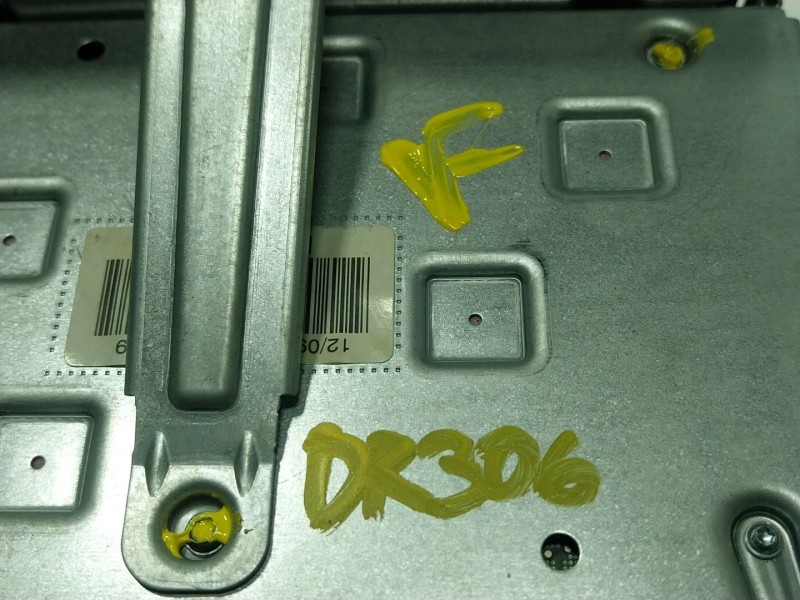 Recambio de sistema audio / radio cd para peugeot partner tepee 1.2 thp referencia OEM IAM  9817704680 