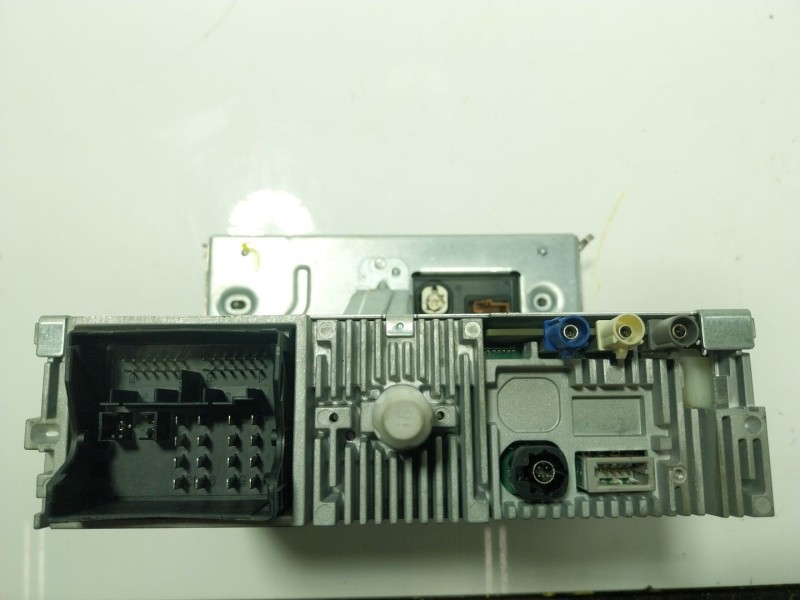 Recambio de sistema audio / radio cd para peugeot partner tepee 1.2 thp referencia OEM IAM  9817704680 