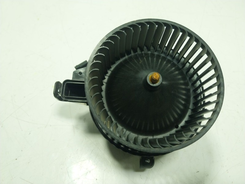 Recambio de motor calefaccion para audi a1 sportback (gba) 25 tfsi referencia OEM IAM 2Q1820021A 201820021A 