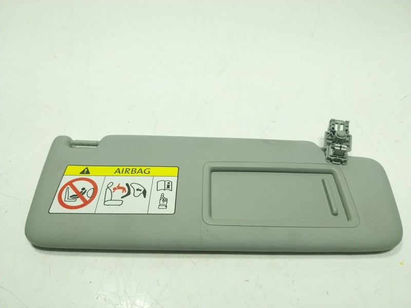 Recambio de parasol derecho para audi a1 sportback (gba) 25 tfsi referencia OEM IAM 82A857552K  