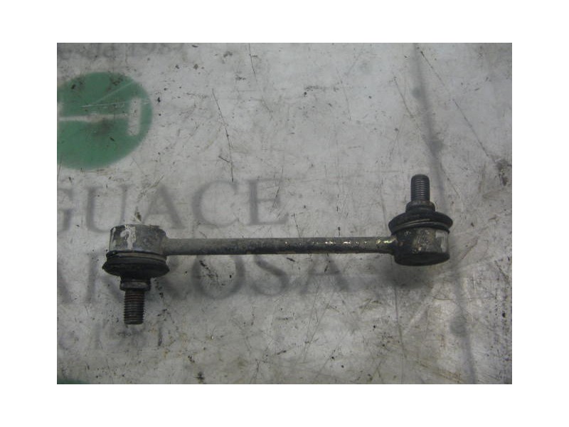 Recambio de tirante trasero derecho para toyota avensis berlina (t 22) 2.0 terra (4-ptas.) referencia OEM IAM   