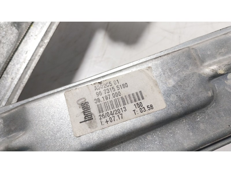 Recambio de elevalunas delantero derecho para peugeot 208 1.2 12v vti referencia OEM IAM  9673155180 