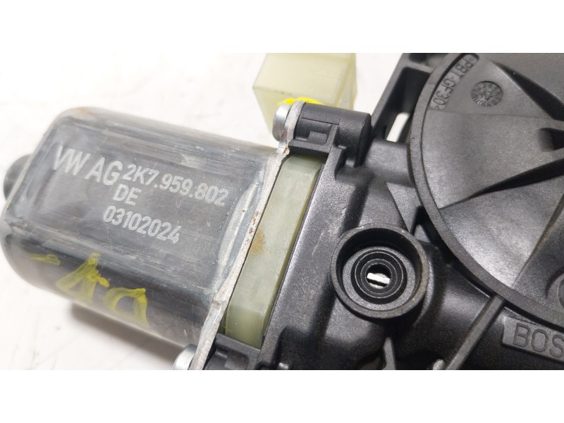 Recambio de elevalunas delantero derecho para volkswagen caddy v furgoneta/monovolumen (sba, sbh) 2.0 tdi bmt referencia OEM IAM